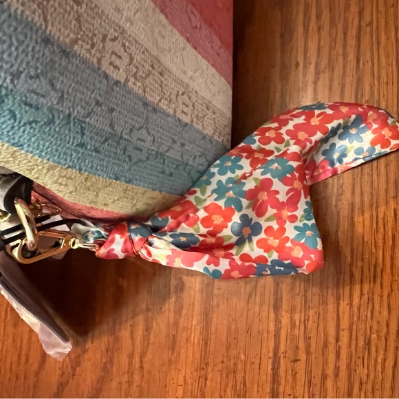 Nanette Lepore MaLogo Crossbody with card case and scarf NWT Logo Stripe - Picture 4 of 12